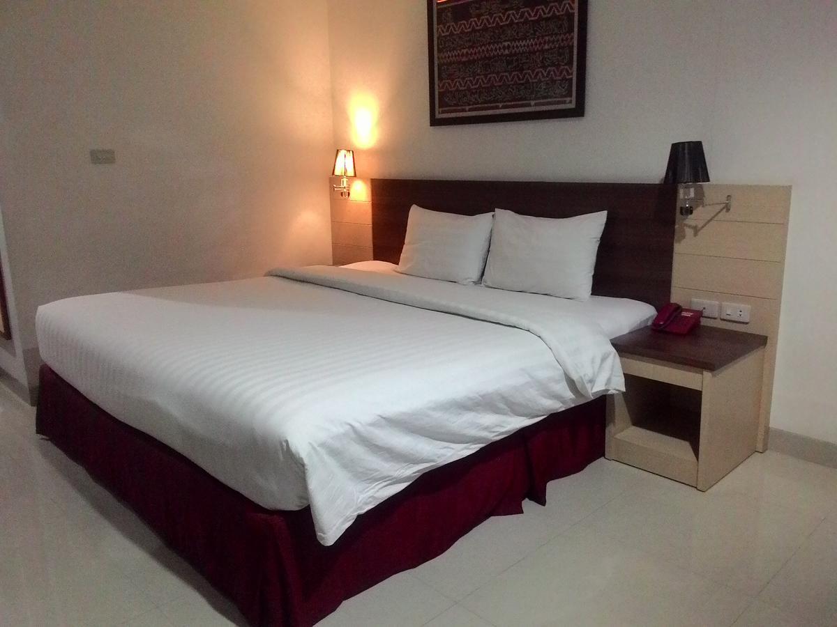 Hotel Bandara Syariah Negarasaka Eksteriør bilde