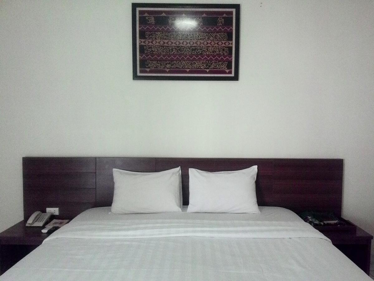 Hotel Bandara Syariah Negarasaka Eksteriør bilde